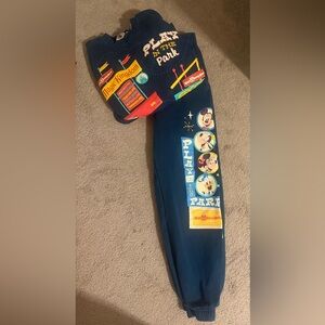 Disney Play in the park women’s crewneck sweatshirt and jogger set